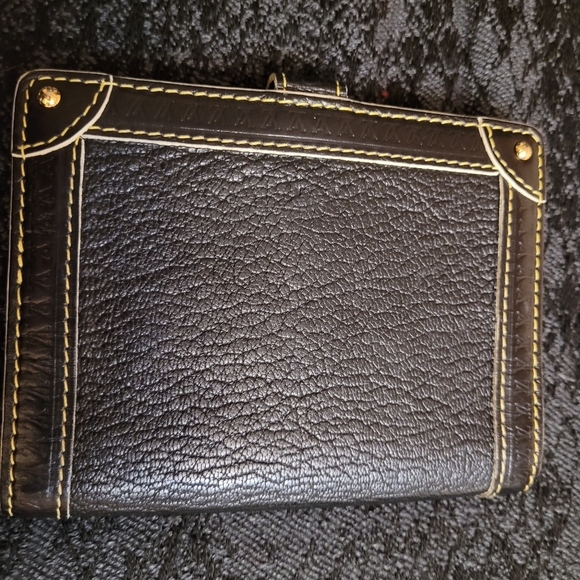 Rare 100% authetic Louis Vuitton black gold notebook epi Suhali agenda - Picture 7 of 8